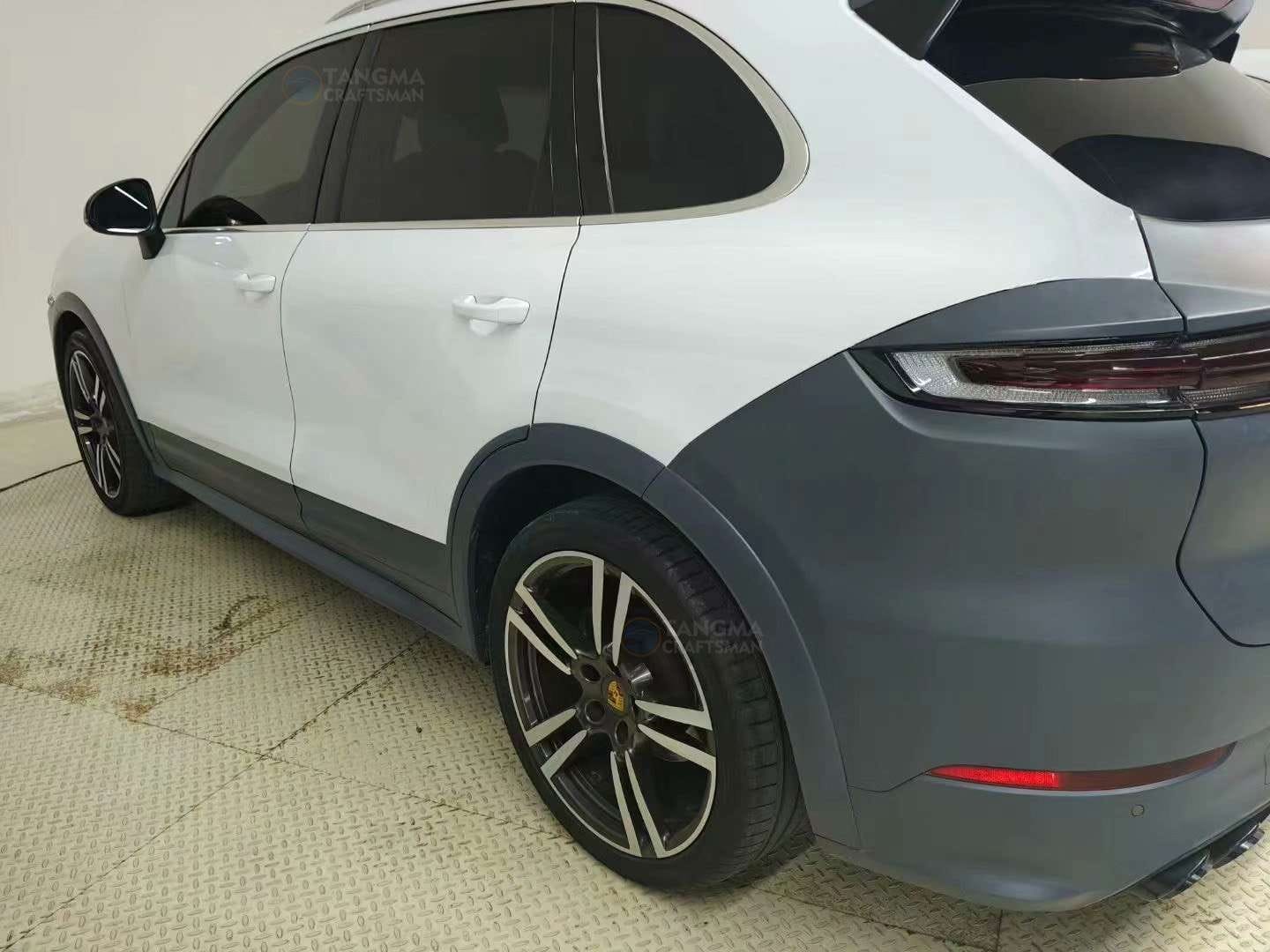 Porsche Cayenne 958 to 2024 Body Kit Conversion image 12 product detail
