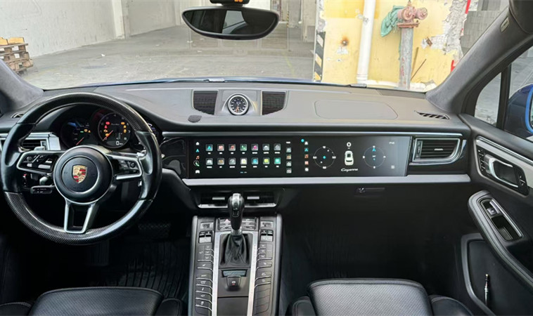 Porsche Macan Dual Screen Display CarPlay Navigation Unit image 3 product detail