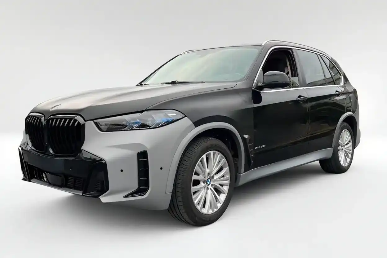 BMW X5 E70 to G05 Style Facelift Kit 2008-2015 image 3 product detail