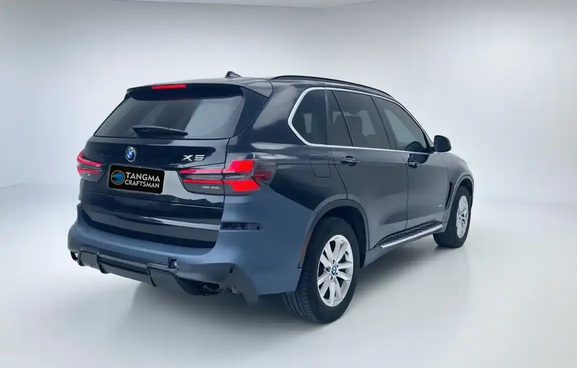 BMW X5 E70 to G05 Style Facelift Kit 2008-2015 image 5 product detail