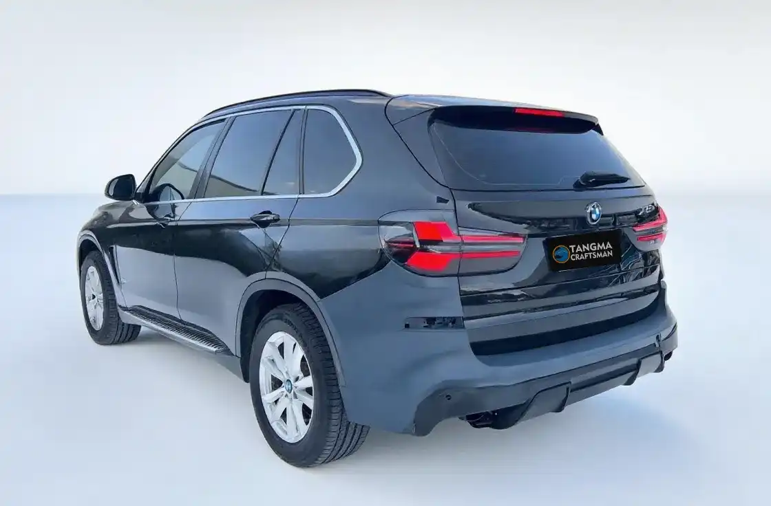 BMW X5 E70 to G05 Style Facelift Kit 2008-2015 image 6 product detail