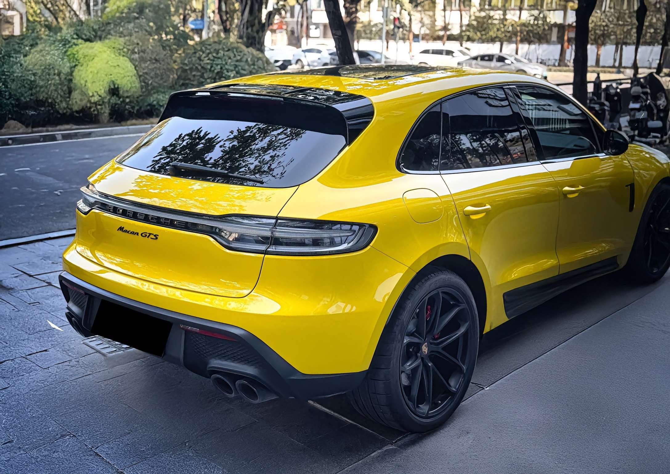 Porsche Macan 2024 Style Taillight Kit & Trunk Lid Upgrade image 7 product detail