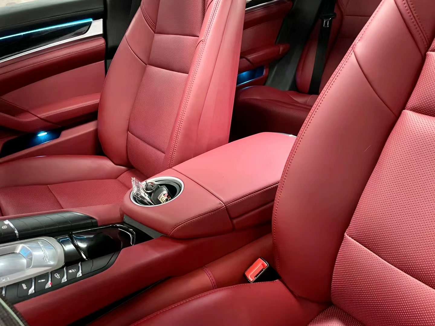 Porsche Macan Bordeaux Red Interior Kit: 1:1 OEM Leather image 12 product detail