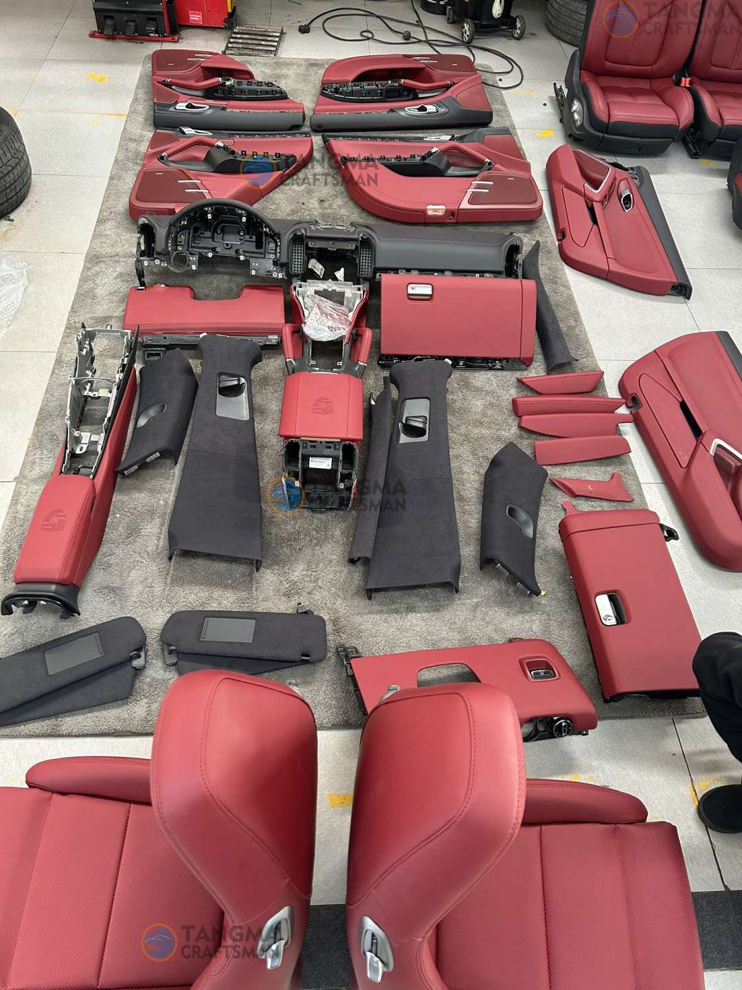 Porsche Macan Bordeaux Red Interior Kit: 1:1 OEM Leather image 2 product detail