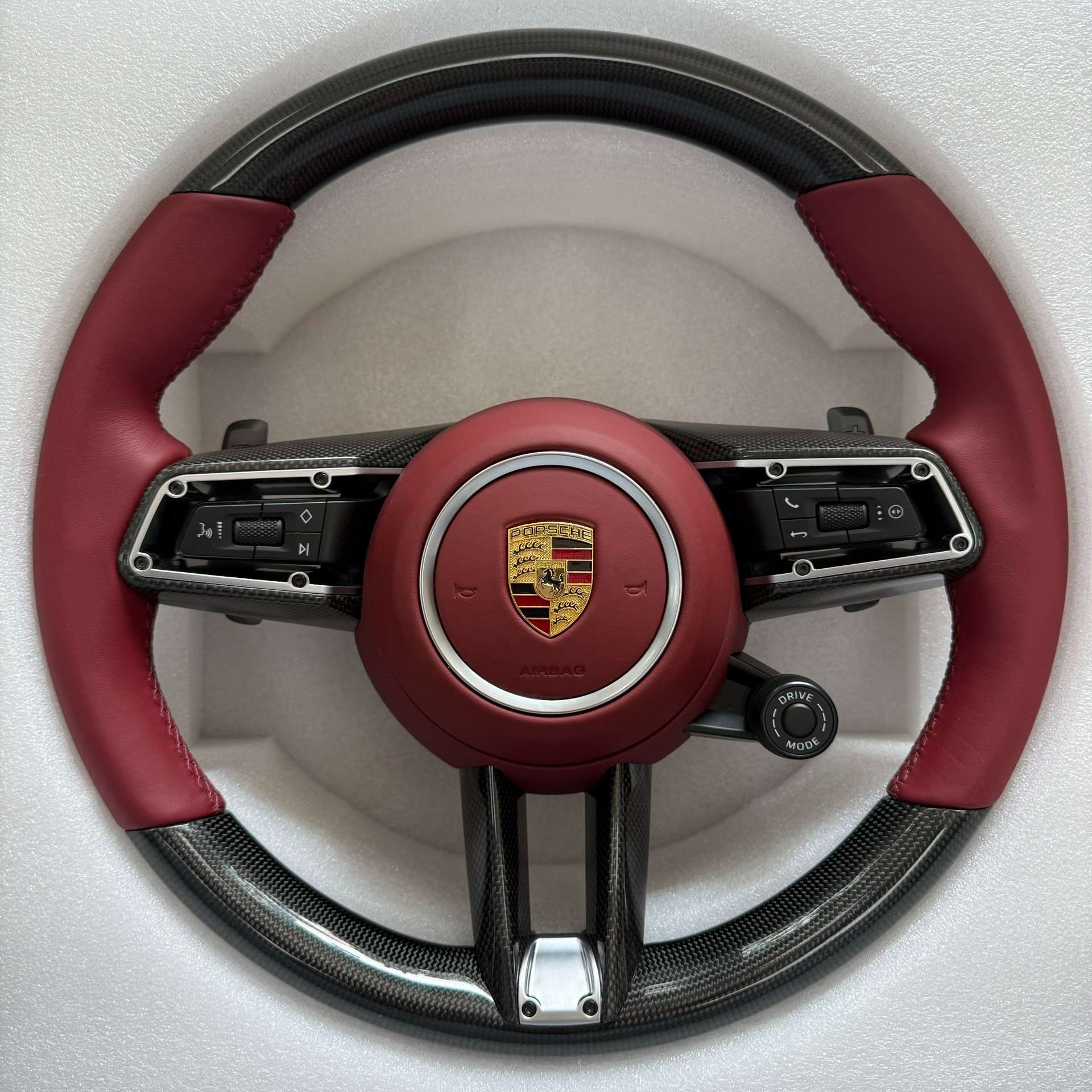 Porsche Carbon Fiber Steering Wheel for Cayenne Macan Panamera image 2 product detail