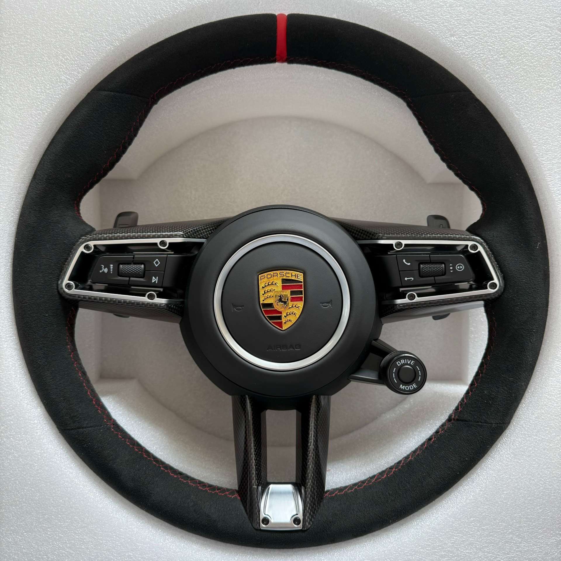 Porsche Carbon Fiber Steering Wheel for Cayenne Macan Panamera image 5 product detail
