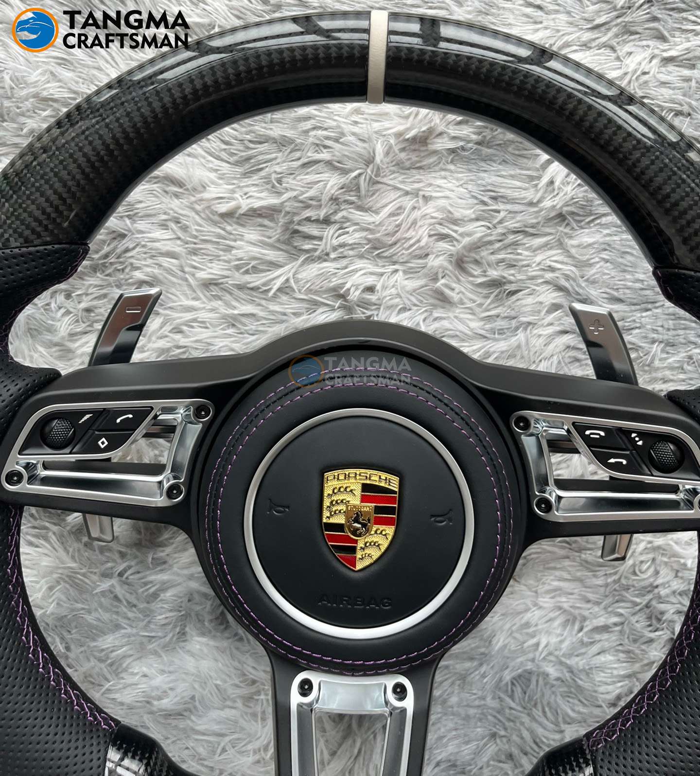 Porsche 911 Cayenne Carbon Fiber Steering Wheel image 2 product detail