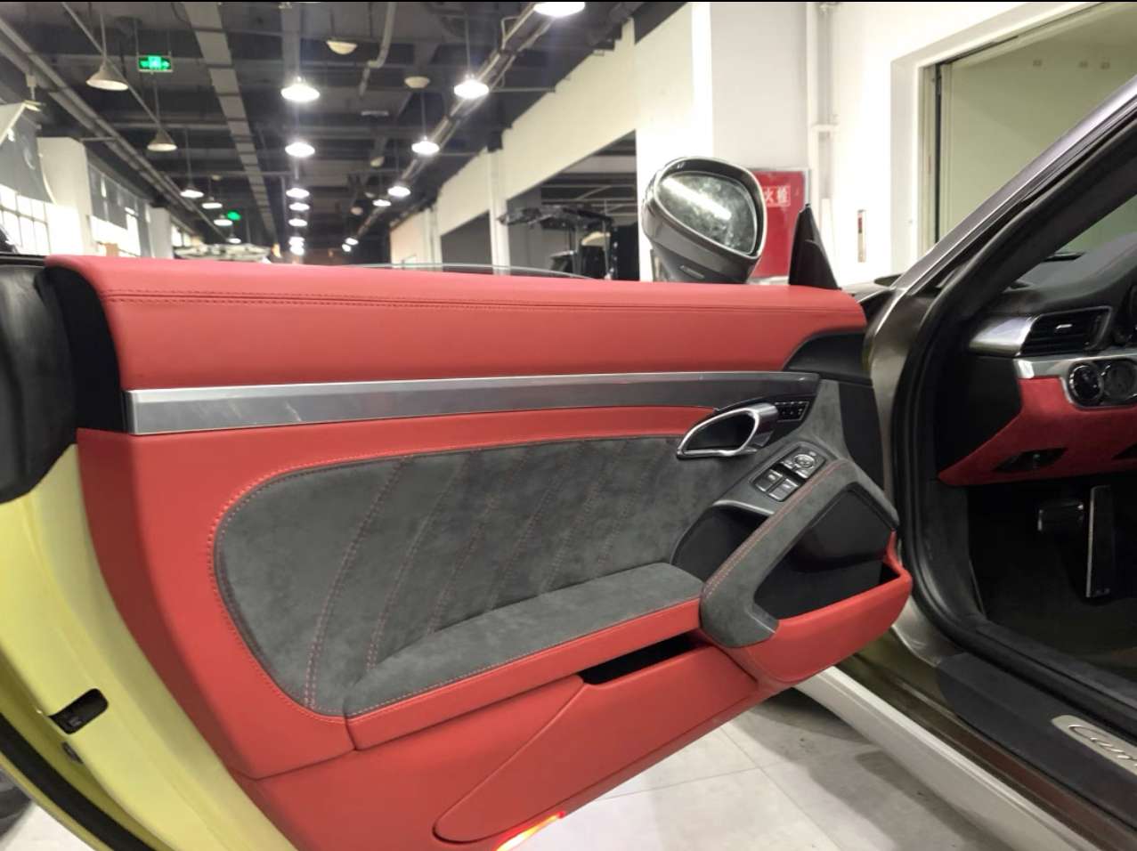 Porsche 911 Leather Interior Upgrade Kit image 5 product detail