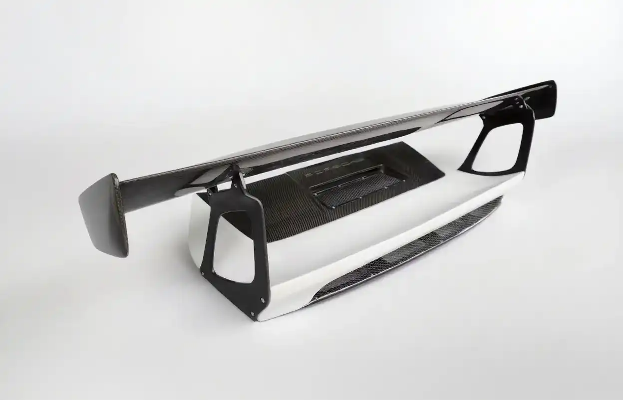 Porsche 911 992 GT3 RS Style Carbon Fiber Kit image 8 product detail