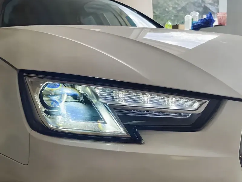 Audi A4 Xenon Projector Headlight Upgrade 2016-2019 Audi A4 Headlights