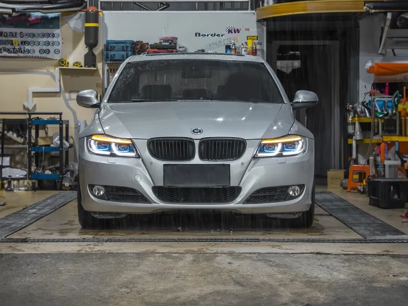 BMW 3 Series E90 LED Headlights 2005+ 05+ BMW 3 Series E90 LED Headlights Sequential DRL