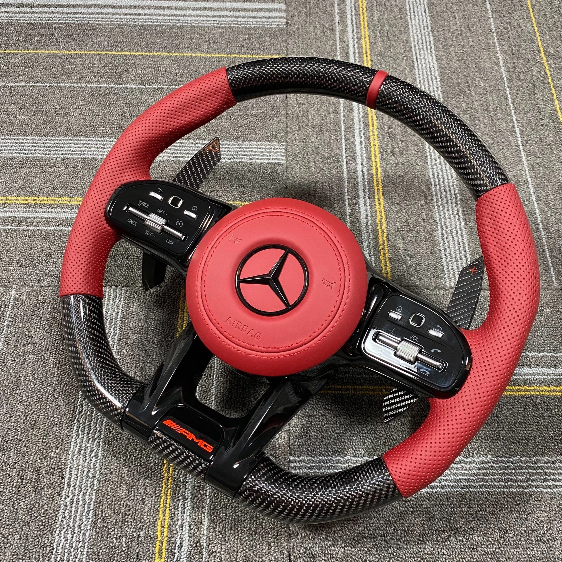 Mercedes-Benz AMG Carbon Fiber Steering Wheel Red