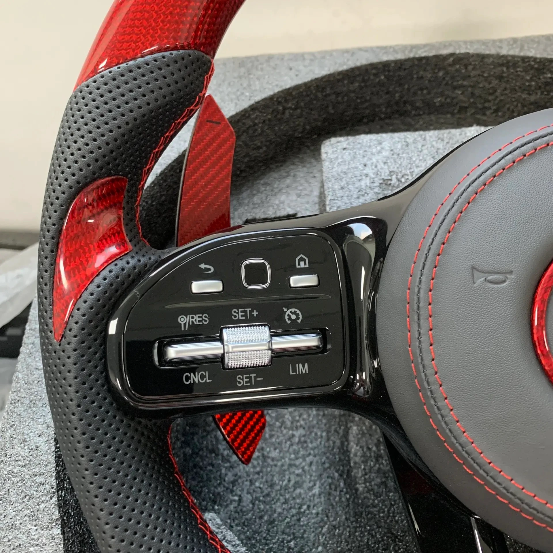 Mercedes-Benz AMG Carbon Fiber Steering Wheel Red