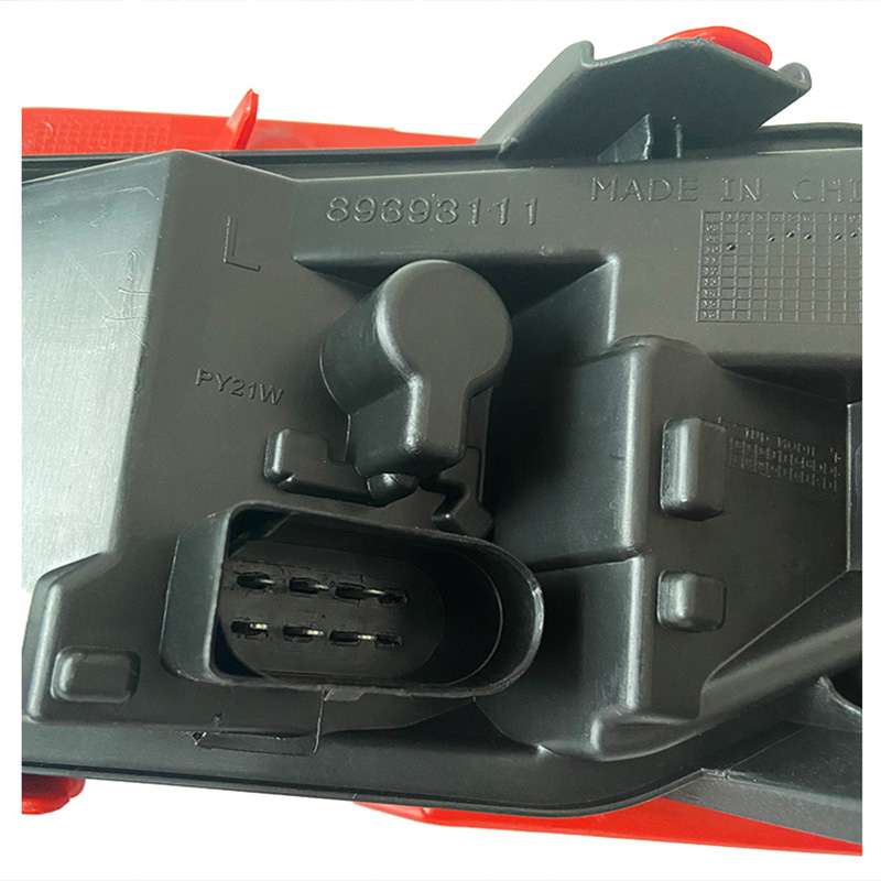 Audi A6L 12-15 LED Taillight – Rear Signal Tail Light Kit Audi A6L 12-15 LED Taillight - Rear Signal Tail Light Kit - Image 6