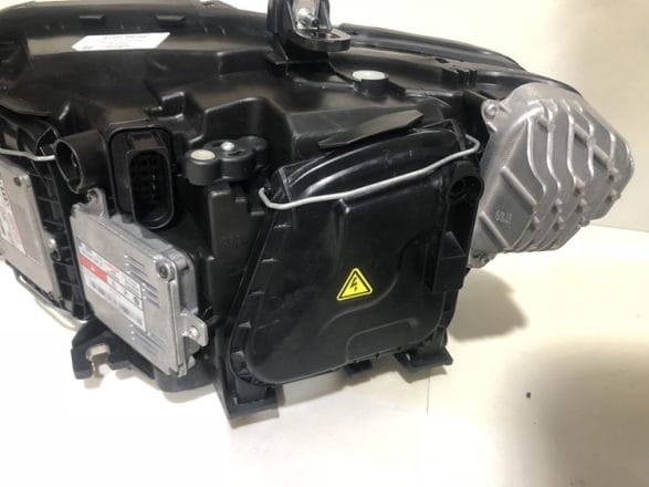 2013-2017 Audi Q5 Xenon Headlight Assembly – HID Upgrade image 5 product detail